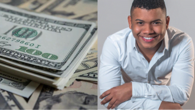 un fajo de d&oacute;lares/ congresista miguel polo polo