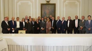 Ganaderos acordaron venderle tres millones de hect&aacute;reas al Gobierno