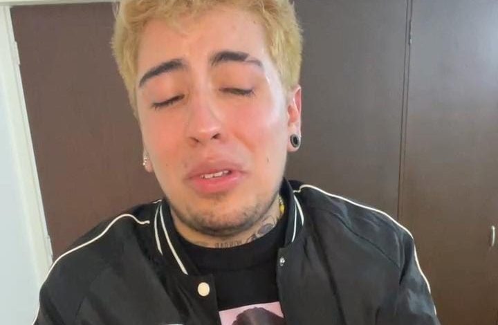 Juan Da llora durante transmisi&oacute;n en vivo