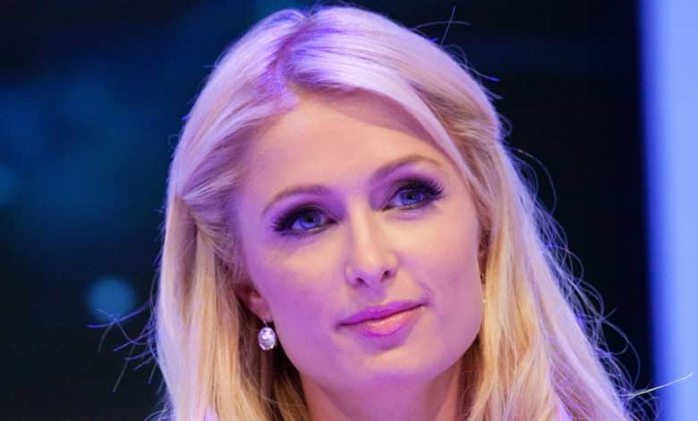 Paris Hilton en la inauguraci&oacute;n de Silesia City Center el 12 de octubre de 2011