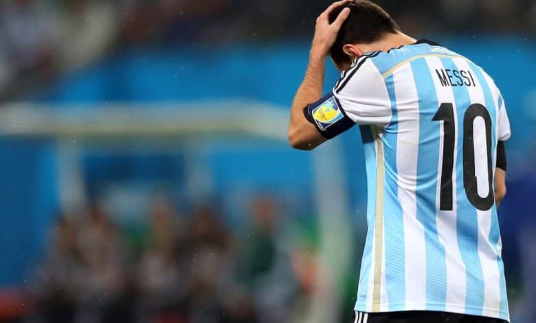 Lionel Messi durante el partido de semifinales de la Copa Mundial 2014 entre Holanda y Argentina