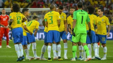 utbolistas de la selecci&oacute;n de Brasil antes del partido de la Copa Mundial de la FIFA 2018 Brasil vs Serbia