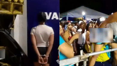 actos inapropiados en feria cultural