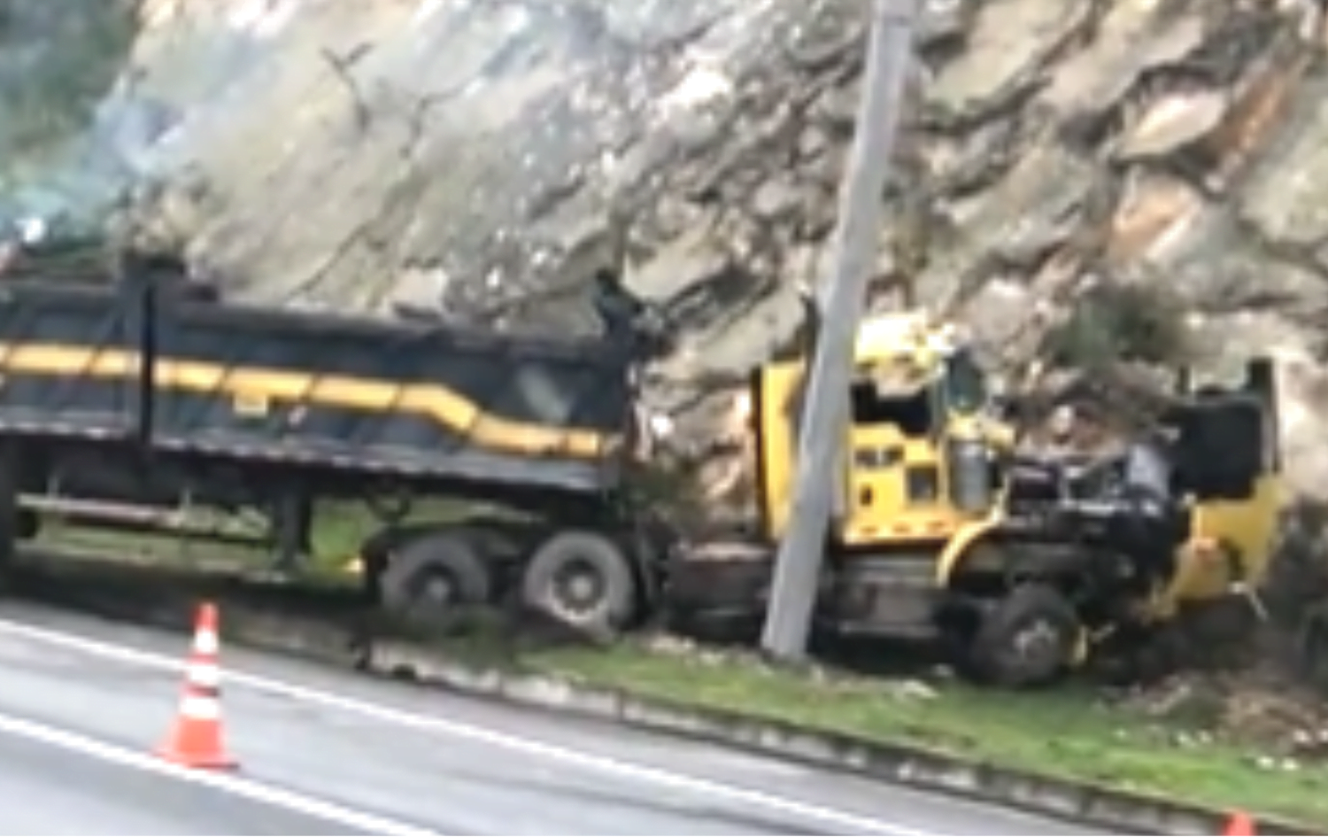 accidente en la vía Bogotá-Girardot