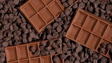 barras de chocolate y chispas de chocolate que es bueno para la salud del coraz&oacute;n