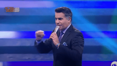 Carlos Calero cantando merengue en 'La Descarga'