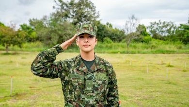 Mujeres podr&aacute;n prestar servicio militar en Colombia a partir del 2023