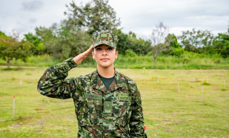 Mujeres podrán prestar servicio militar en Colombia a partir del 2023