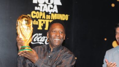 el mejor futbolista del mundo, Pel&eacute;, habla a la prensa sobre la importancia de ganar la Copa del Mundo