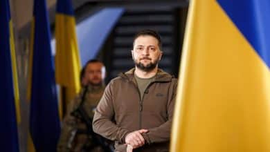 Conferencia de prensa de Volodymyr Zelenskyy el presidente de Ucrania durante la guerra rusa ucraniana en la estaci&oacute;n de metro de Kiev para proteger contra ataques a&eacute;reos. Kiev, Ucrania | atentado registr&oacute; en San Petersburgo