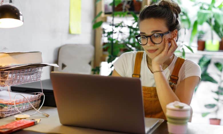 Seguridad social &iquest;Cu&aacute;nto debe pagar un trabajador independiente con el salario m&iacute;nimo en 2023 / empleo remoto / trabajo remoto