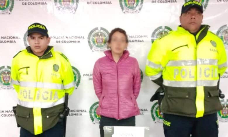 circular azul de Interpol