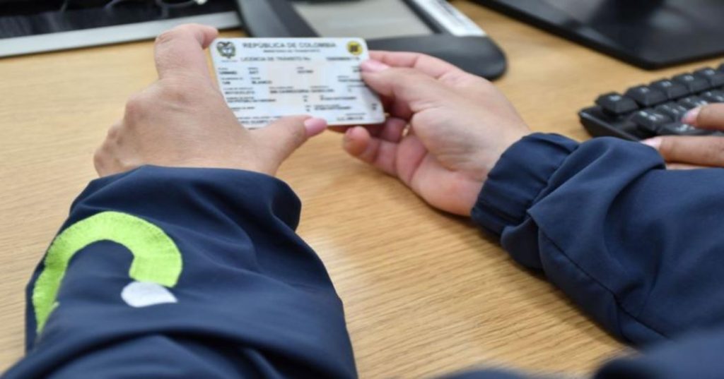 licencia de conducci&oacute;n