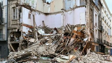 Casa en ruinas despu&eacute;s de un terremoto / Christian Atsu Twasam