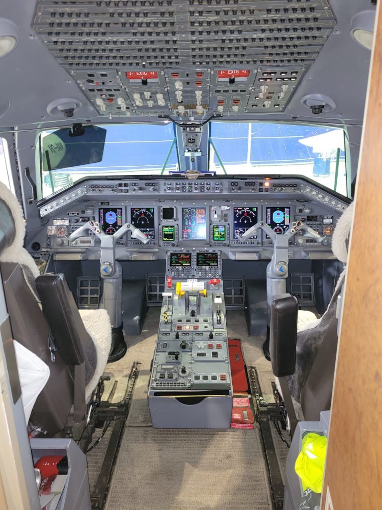 compra de avi&oacute;n 