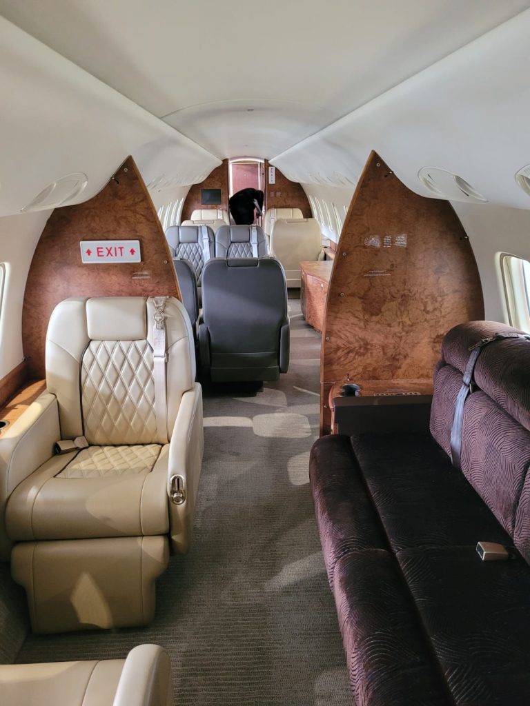 compra de avi&oacute;n 