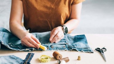reutiliza la tela de la ropa antigua de denim