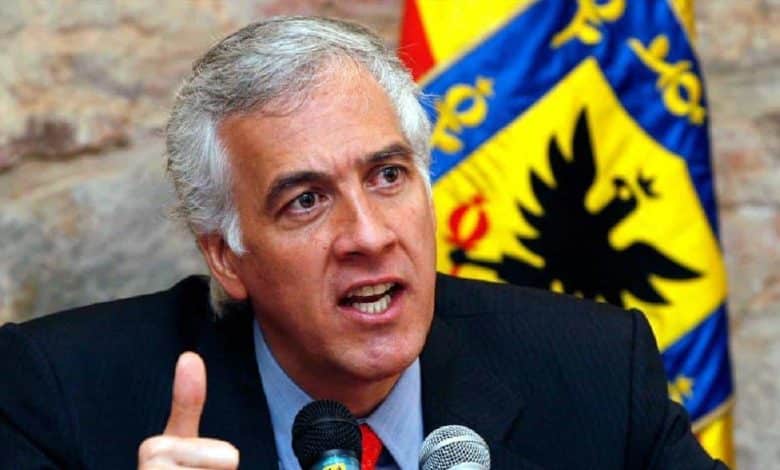 Samuel Moreno sufri&oacute; un infarto y su pronostico es reservado; lleg&oacute; sin signos vitales al hospital