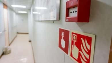 Dos j&oacute;venes gravemente heridos luego de explosi&oacute;n en Universidad de Antioquia