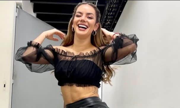 Elianis Garrido sufri&oacute; un desmayo en plena transmisi&oacute;n del programa &ldquo;Lo s&eacute; todo&rdquo;