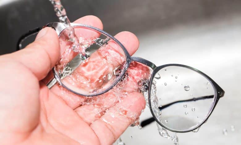 limpiar lentes de gafas