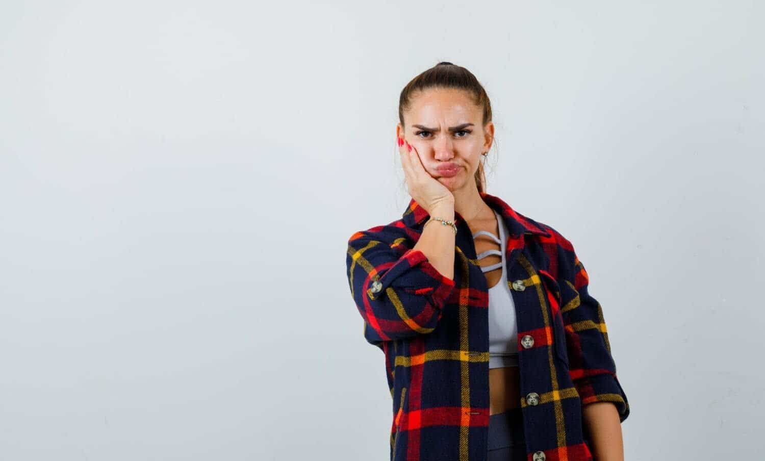 dolor de mand&iacute;bula