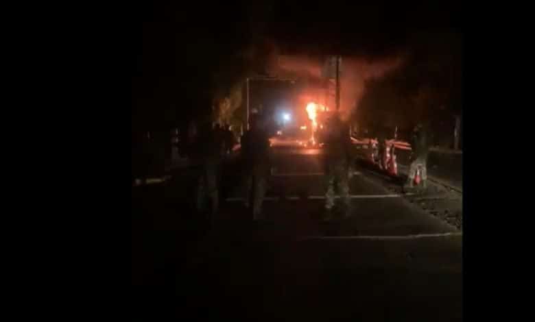 se agrava situaci&oacute;n de orden p&uacute;blico en Taraza, quemaron el peaje y el acueducto