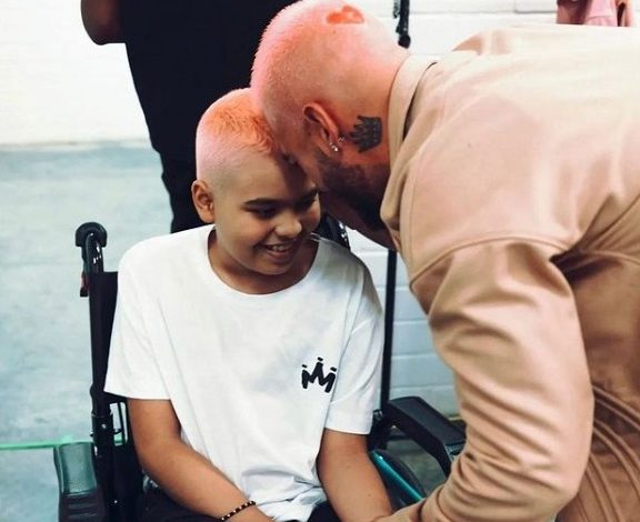 Maluma y su "hermanito menor"