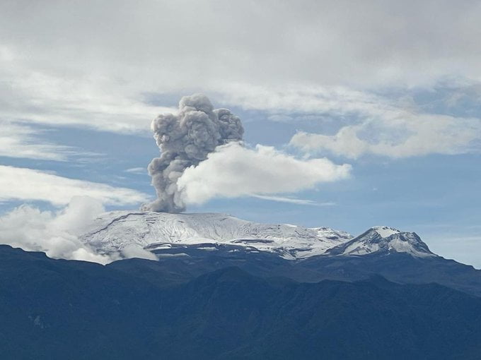 volc&aacute;n nevado del Ruiz
