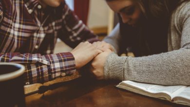 Ayuno / banderas rojas / pareja / terapia de pareja / inseguridad en el amor / invalidaci&oacute;n emocional