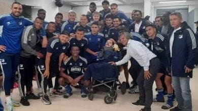 Millonarios le cumple deseo a hincha