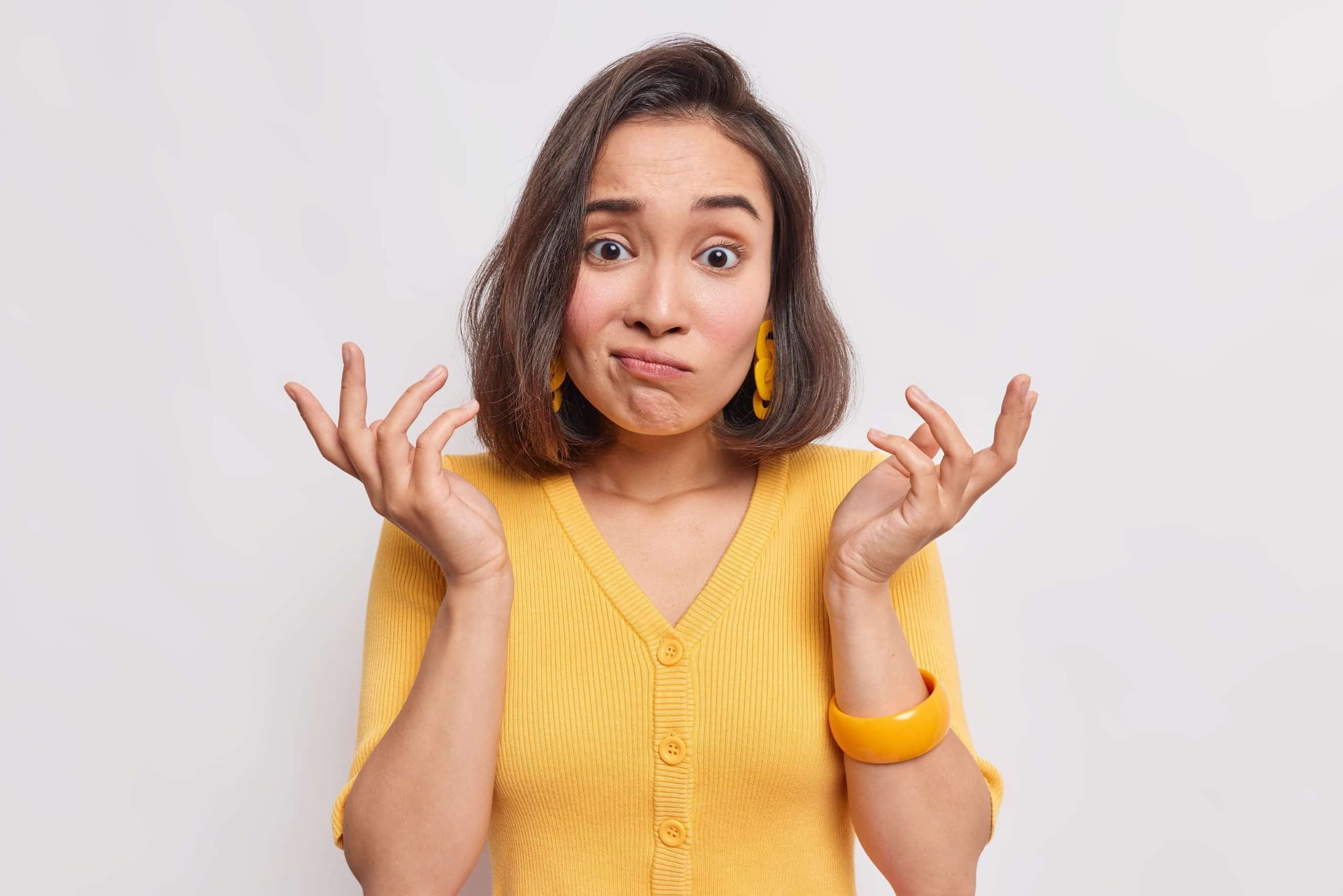 caspa en el vello p&uacute;bico / manos fr&iacute;as