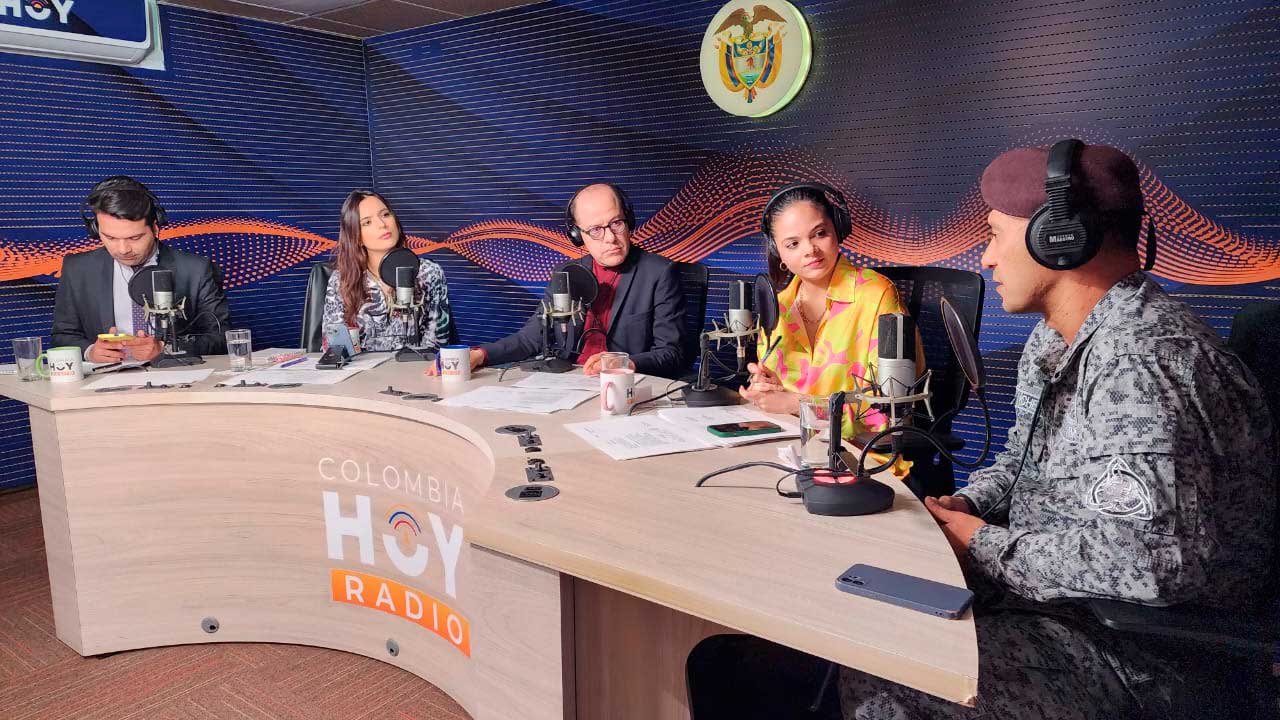 general Pedro Arnulfo S&aacute;nchez, Jefe del Comando Conjunto de Operaciones Especiales de las Fuerzas Militares / perro wilson