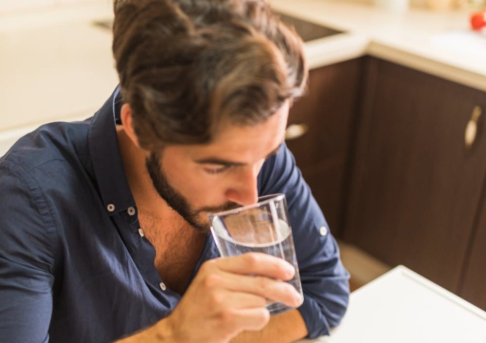 beber agua / metabolismo