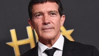 Antonio Banderas llega para los Premios de Pel&iacute;culas de Hollywood 2019 / humorista