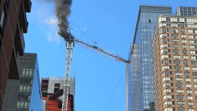 Impactante video: Grúa se desplomó y causó grave incendió en plena calle de Nueva York