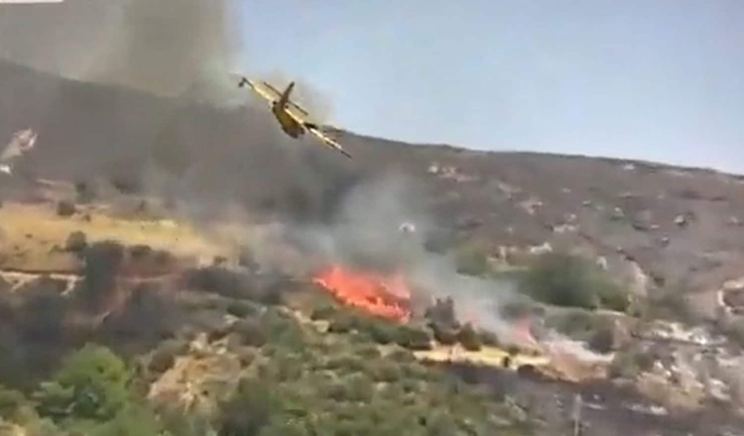 Grave accidente de un avi&oacute;n mientras trataba de controlar los incendios en Grecia