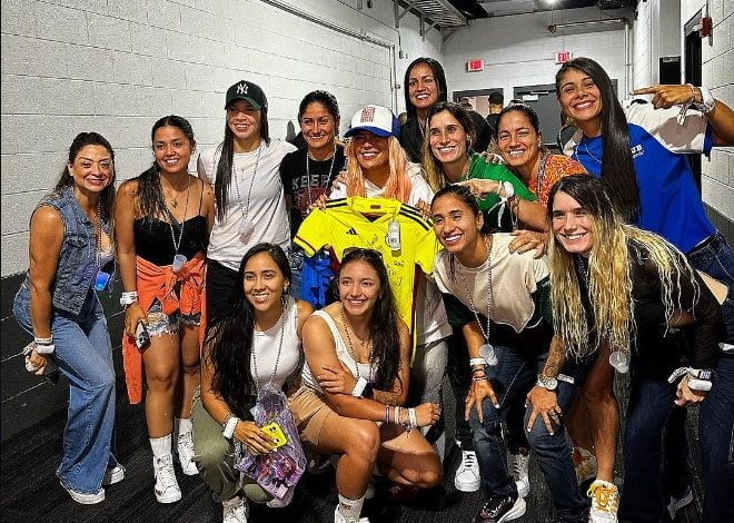 La gran invitaci&oacute;n que le hizo Karol G a la Selecci&oacute;n Colombia Femenina