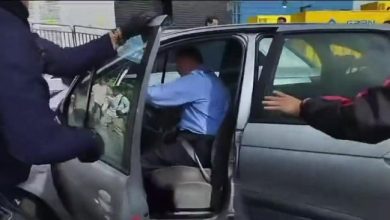 Conductor embisti&oacute; su carro contra los asistentes de un grado en el Movistar Arena