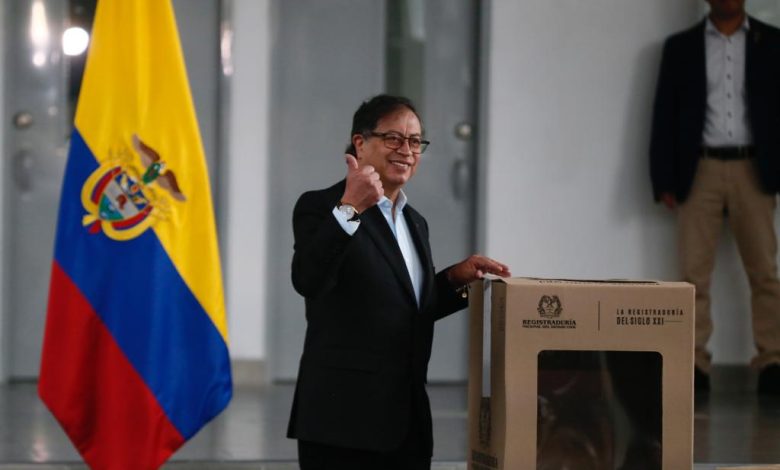 elecciones - 10 logros del Gobierno de Gustavo Petro hasta ahora - Petro sobre precio de la gasolina