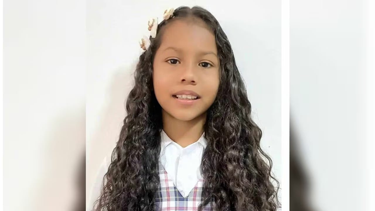 Extraña desaparición de un niña en Bogotá; videos la muestran junto a una anciana / Eva Luna España