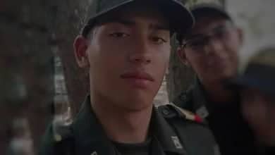 historia del polic&iacute;a sat&aacute;nico