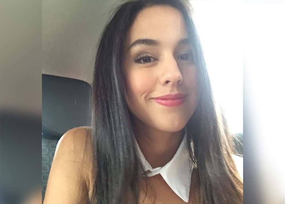 &ldquo;Yo tuve un suceso cuando era muy chiquita. No me acordaba. Fue como en una terapia ya siendo grande, que fui consciente que me pas&oacute;. Algo similar&hellip; No me violaron, pero s&iacute; una persona cercana a mi familia me toc&oacute;. Y fue para m&iacute; muy traum&aacute;tico cuando fui consciente de que eso s&iacute; hab&iacute;a pasado, porque me pasaba que ten&iacute;a una pesadilla continua y siempre pensaba como en ese mismo momento&hellip; yo pensaba que era algo como que me estaba imaginando y no. Y s&iacute; pas&oacute; y tambi&eacute;n le pas&oacute; a muchas personas cercanas a m&iacute;&rdquo;,