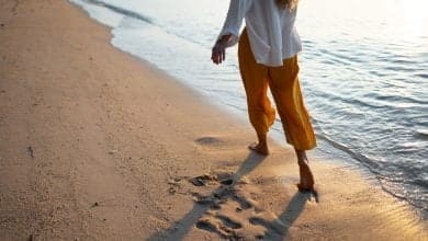 Conoce los beneficios de caminar por la playa / &aacute;frica