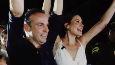 Taliana Vargas se rob&oacute; todas las miradas en la posesi&oacute;n de su esposo como alcalde