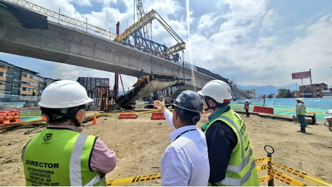 Es verdad que se cayó estructura del puente en construcción en la calle 100 con avenida Suba en Bogotá