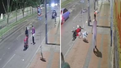 impactante accidente de motociclista que arroll&oacute; a un beb&eacute; y a sus padres