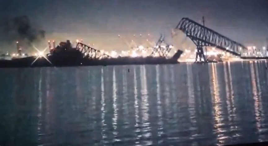 Impactante video - Puente en Baltimore colapsó tras choque de un barco / Puente de Baltimore