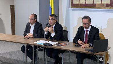 Record: As&iacute; puede denunciar un accidente o infracci&oacute;n de tr&aacute;nsito con nueva app de MinTransporte / ministro