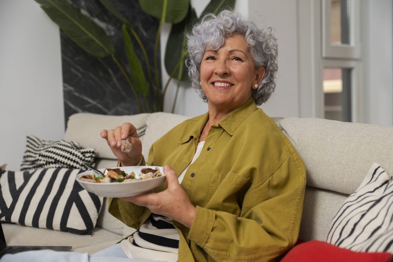 Tres alimentos que deber&iacute;an comer las personas mayores de 70 a&ntilde;os - la menopausia